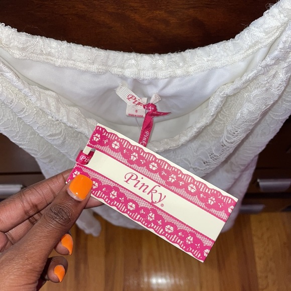 Ivory Lace Off-Shoulder Dress 🦢 NWT - Picture 4 of 5